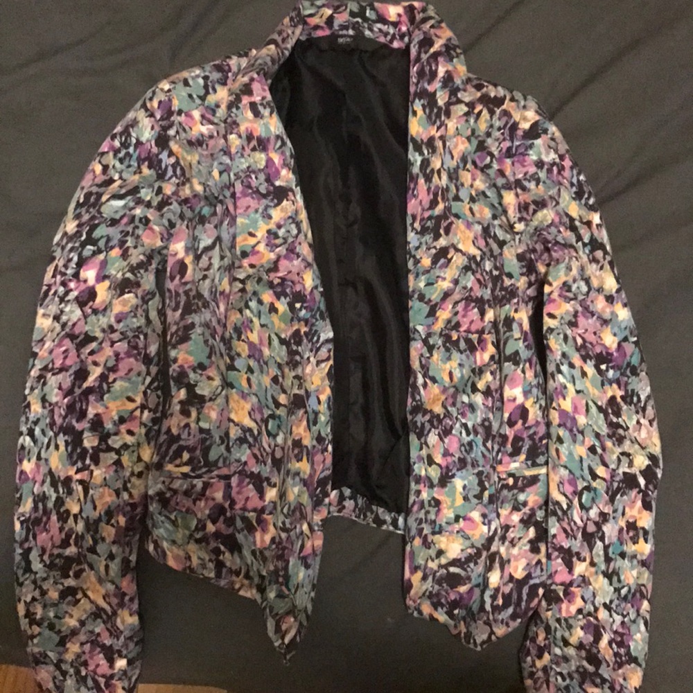 Colorful XS blazer. Very lightly used. $10